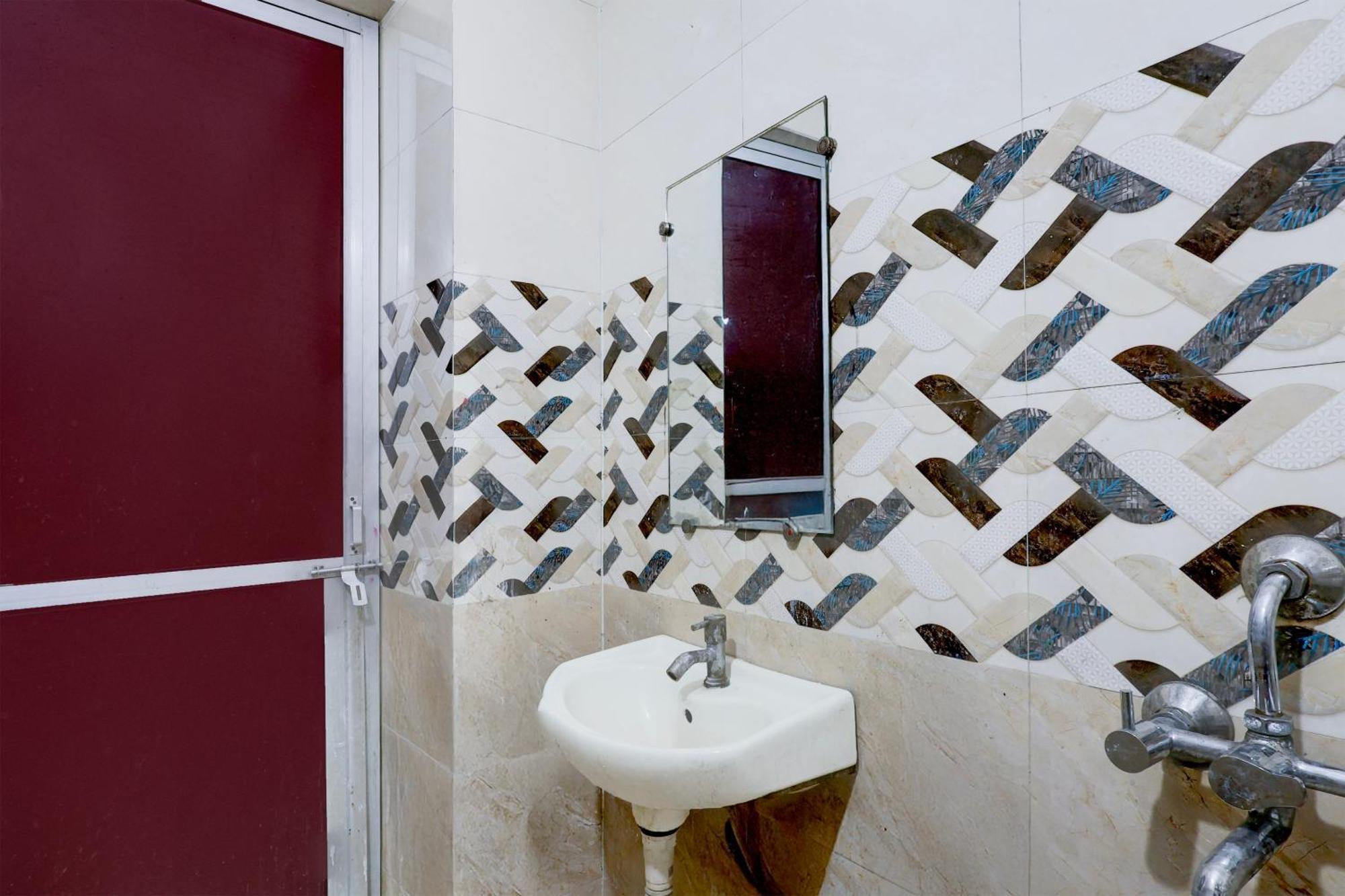 Super Hotel O Fazalpur Jāmb المظهر الخارجي الصورة